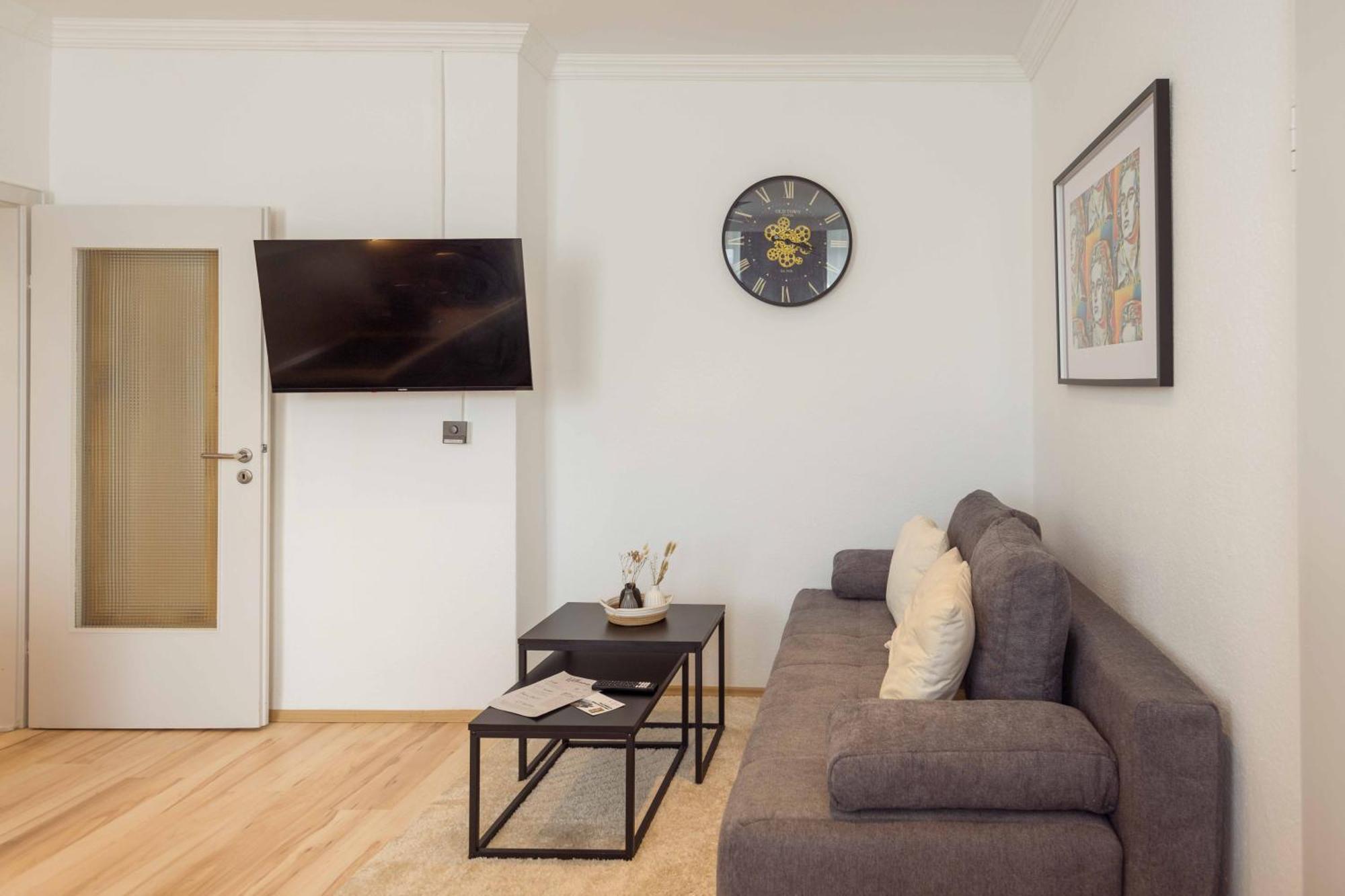 Schillerapartment Hof, Kueche, 24H Digital-Checkin, Parkplatz, Wlan250Mbit Хоф Экстерьер фото