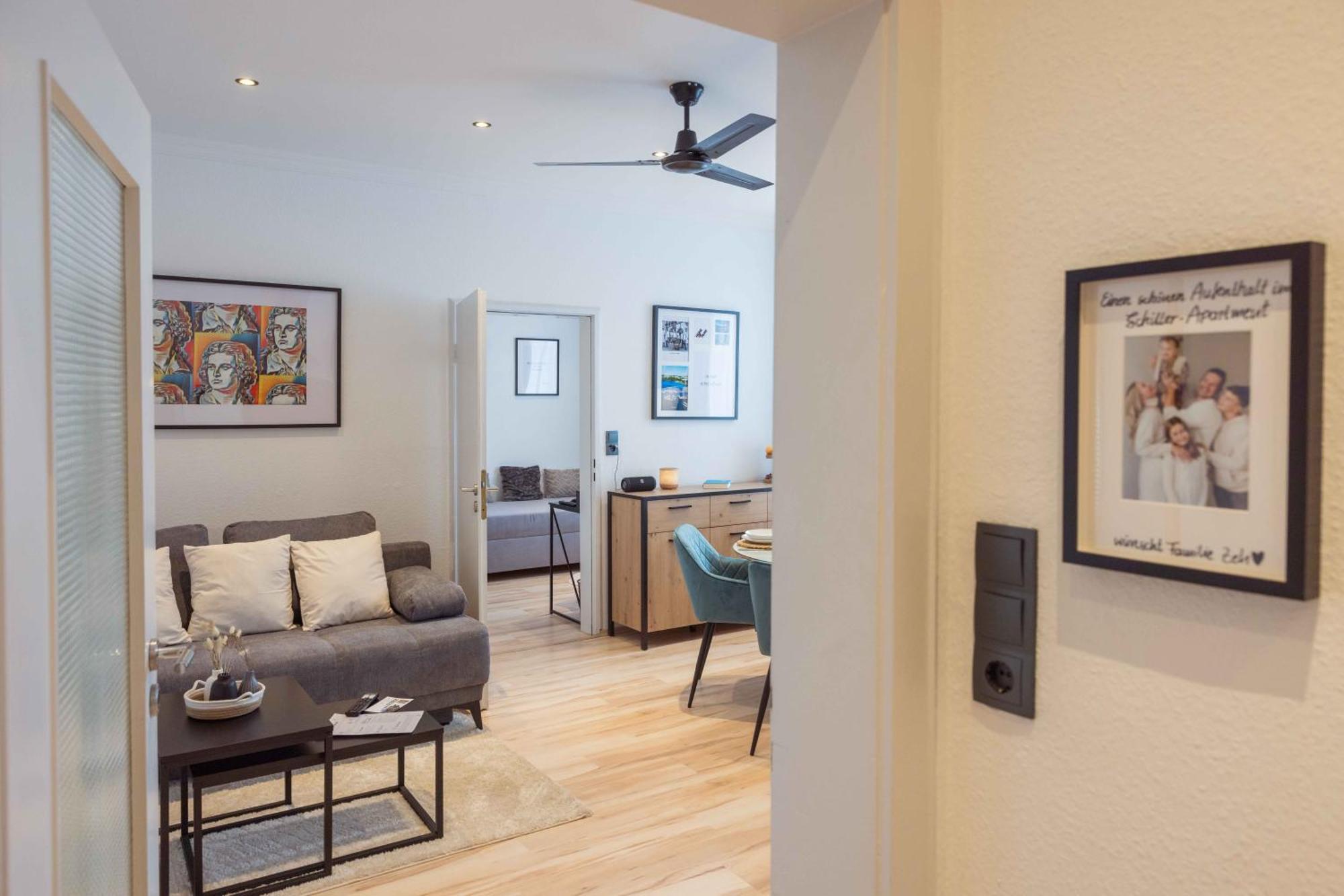 Schillerapartment Hof, Kueche, 24H Digital-Checkin, Parkplatz, Wlan250Mbit Хоф Экстерьер фото
