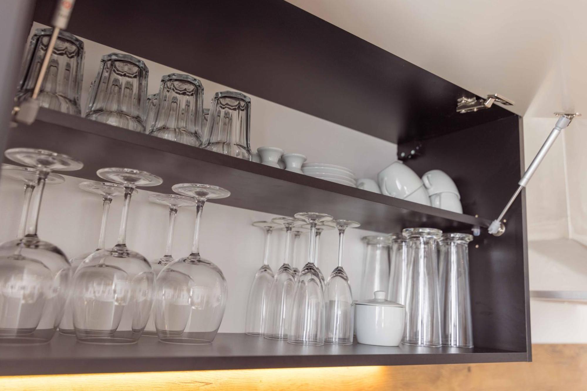 Schillerapartment Hof, Kueche, 24H Digital-Checkin, Parkplatz, Wlan250Mbit Хоф Экстерьер фото